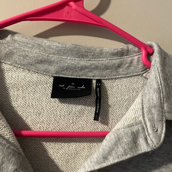 Urban Outfitters cropped heather grey polo size small - Picture 3 of 3